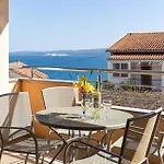 Gorgeous In With Wifi Apartamento Duće
